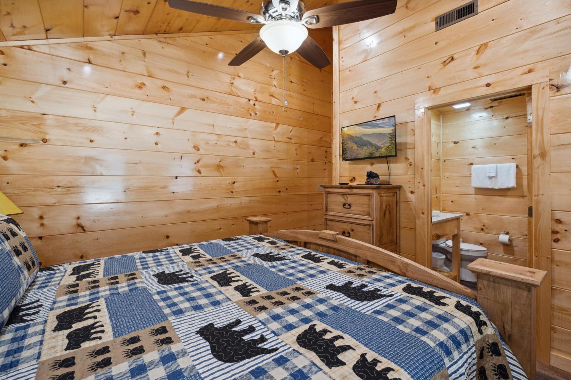 The 3 Bears Is A Newly Built 3 Bedroom Cabin Only 3 Minutes From The Parkway! Пиджен Фордж Екстериор снимка