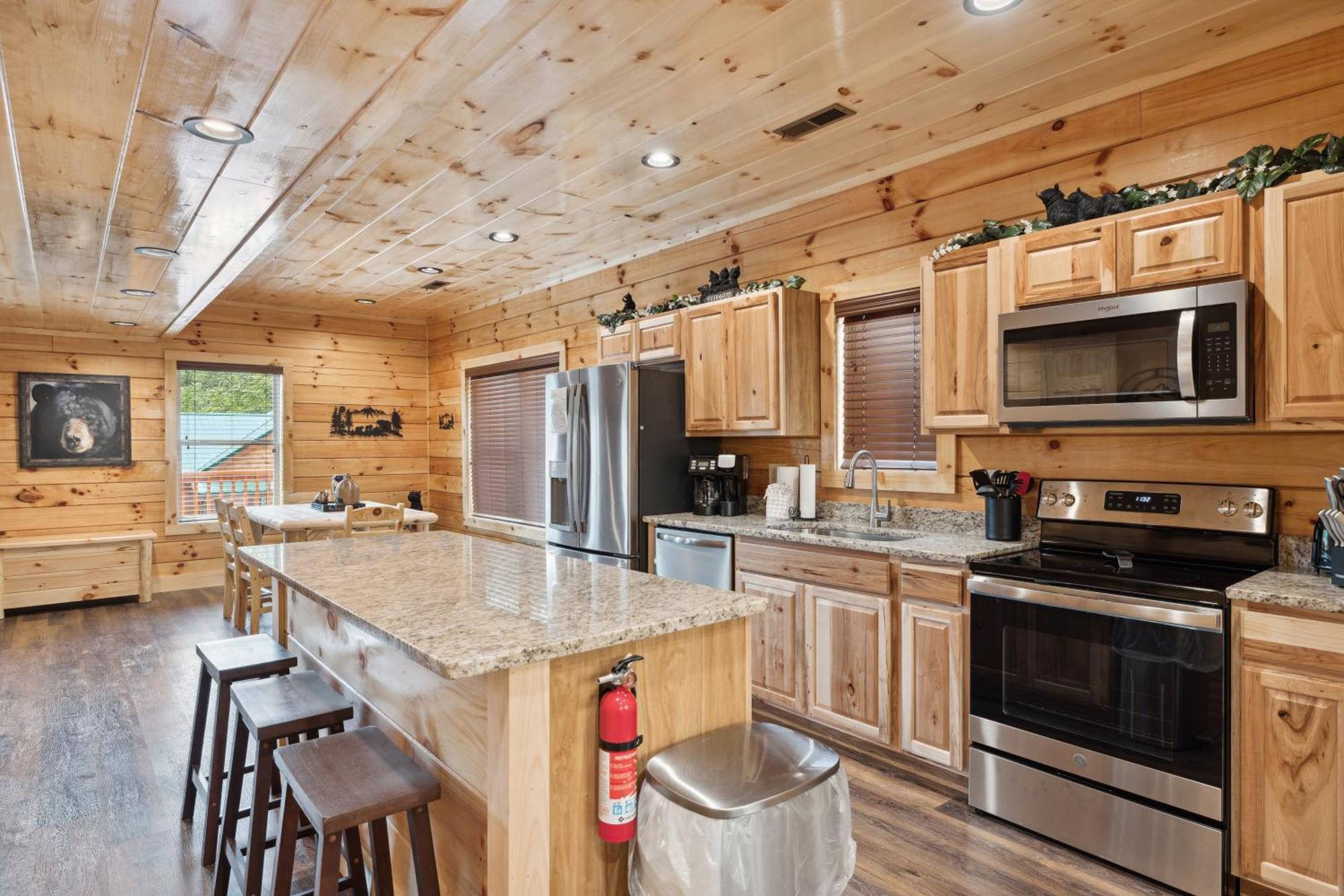 The 3 Bears Is A Newly Built 3 Bedroom Cabin Only 3 Minutes From The Parkway! Пиджен Фордж Екстериор снимка