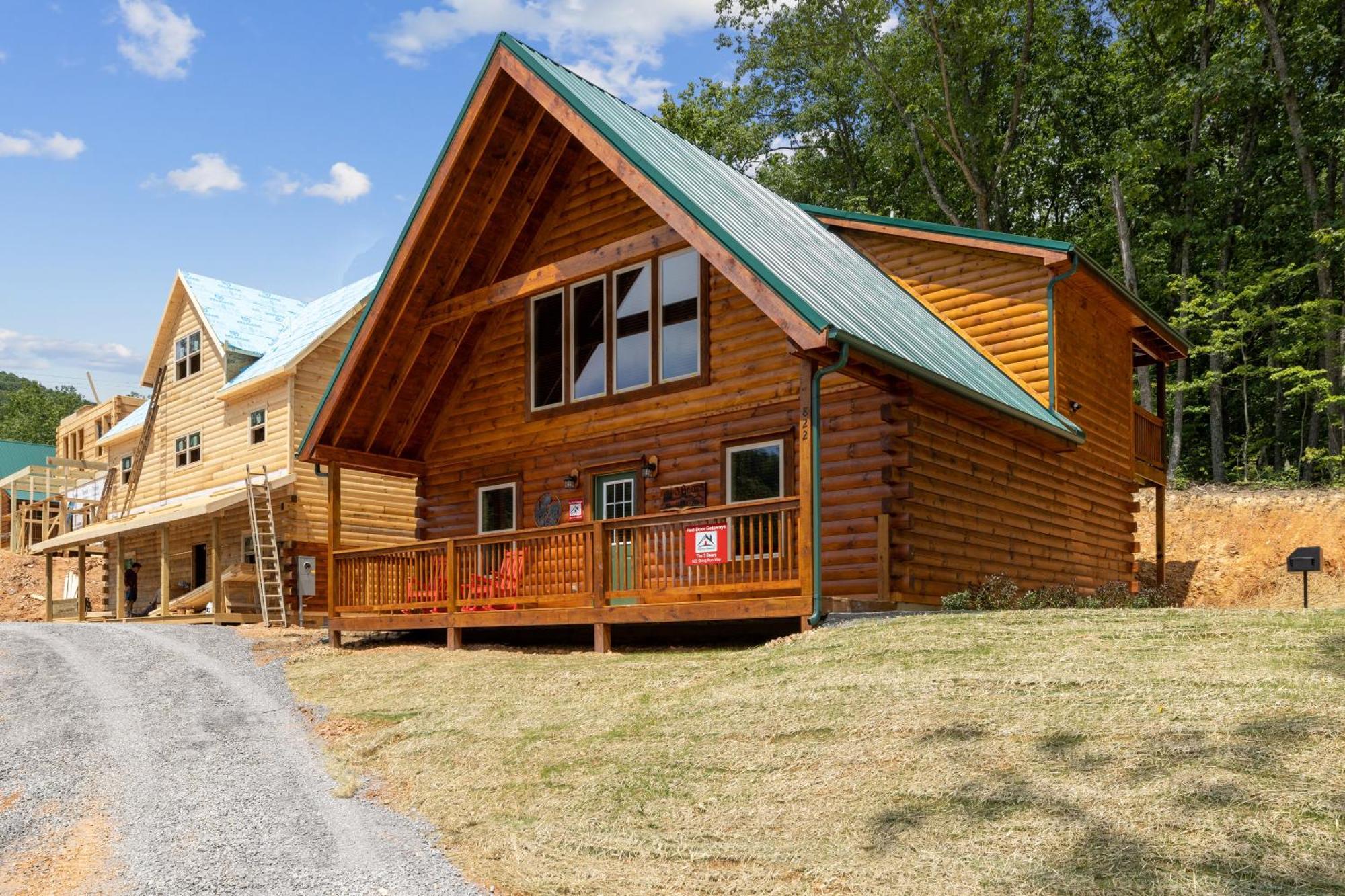 The 3 Bears Is A Newly Built 3 Bedroom Cabin Only 3 Minutes From The Parkway! Пиджен Фордж Екстериор снимка