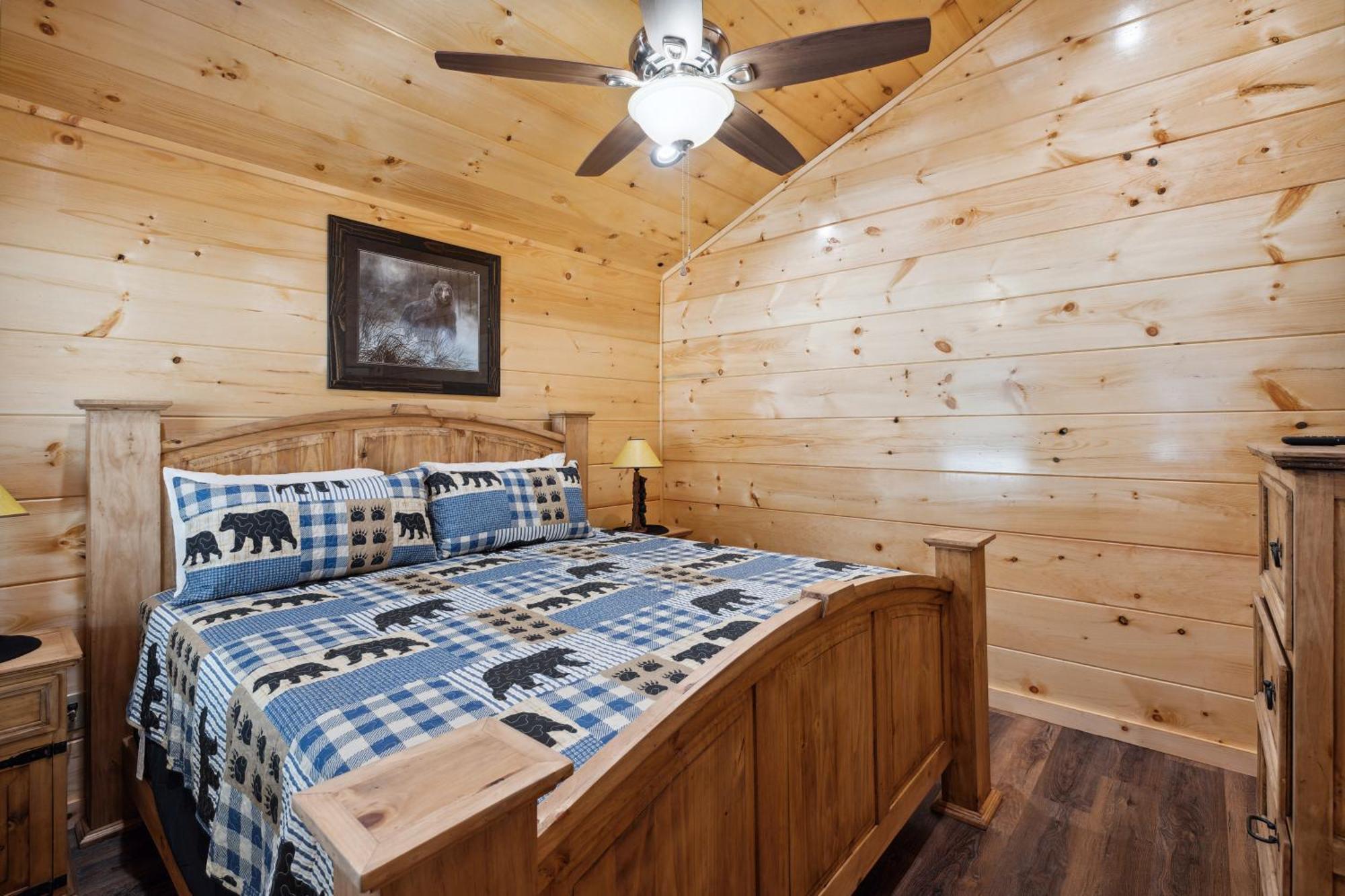 The 3 Bears Is A Newly Built 3 Bedroom Cabin Only 3 Minutes From The Parkway! Пиджен Фордж Екстериор снимка